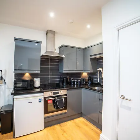 Apartment Centre 1br Leeds (West Yorkshire)